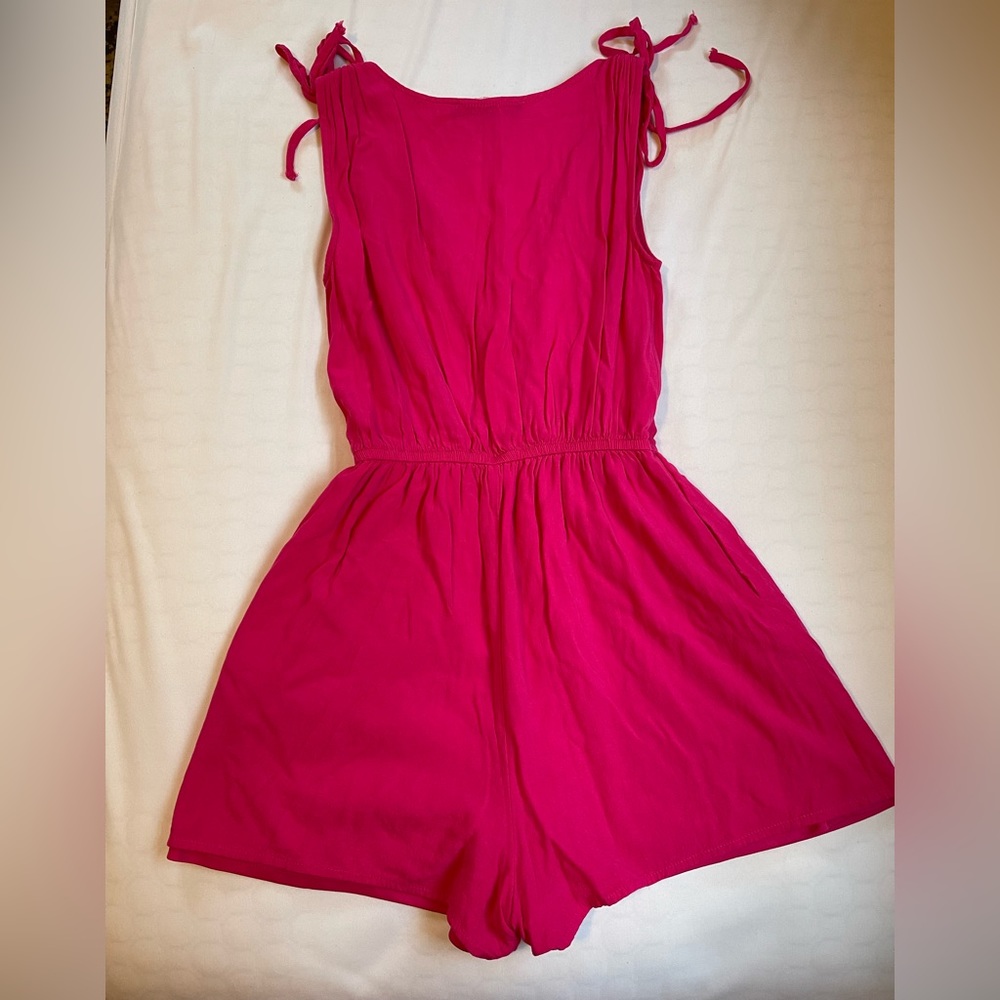 Pink romper - Picture 5 of 7